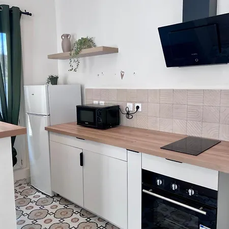 Féria Center Appartement *