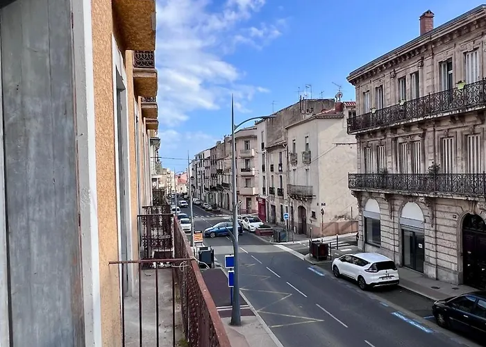 Féria Center *